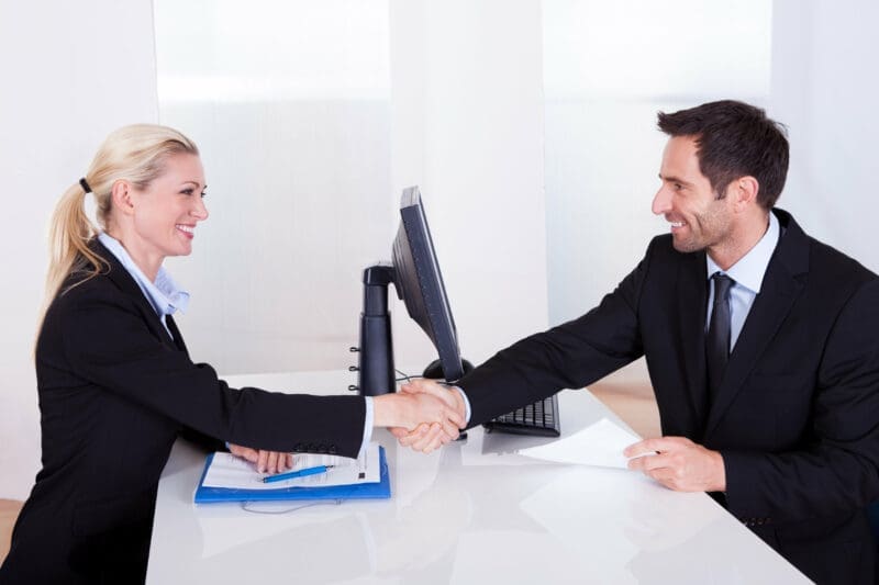 How businesses recruit people