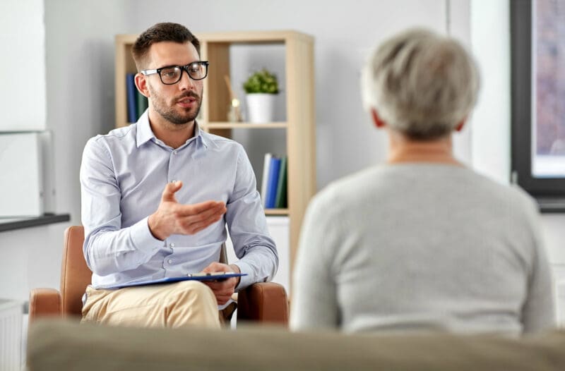 How to Become a Clinical Psychologist