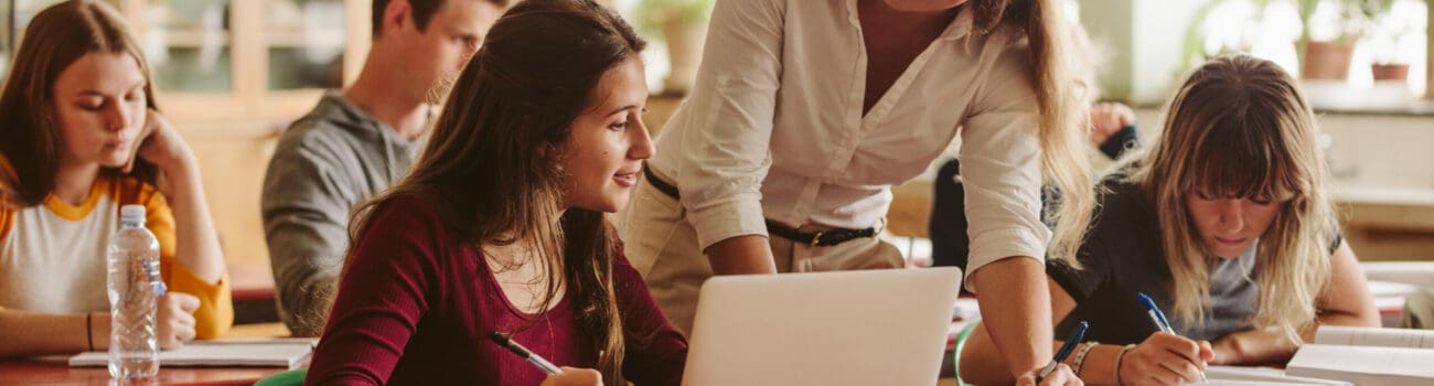 teaching assistant supporting students teaching assistant supporting students