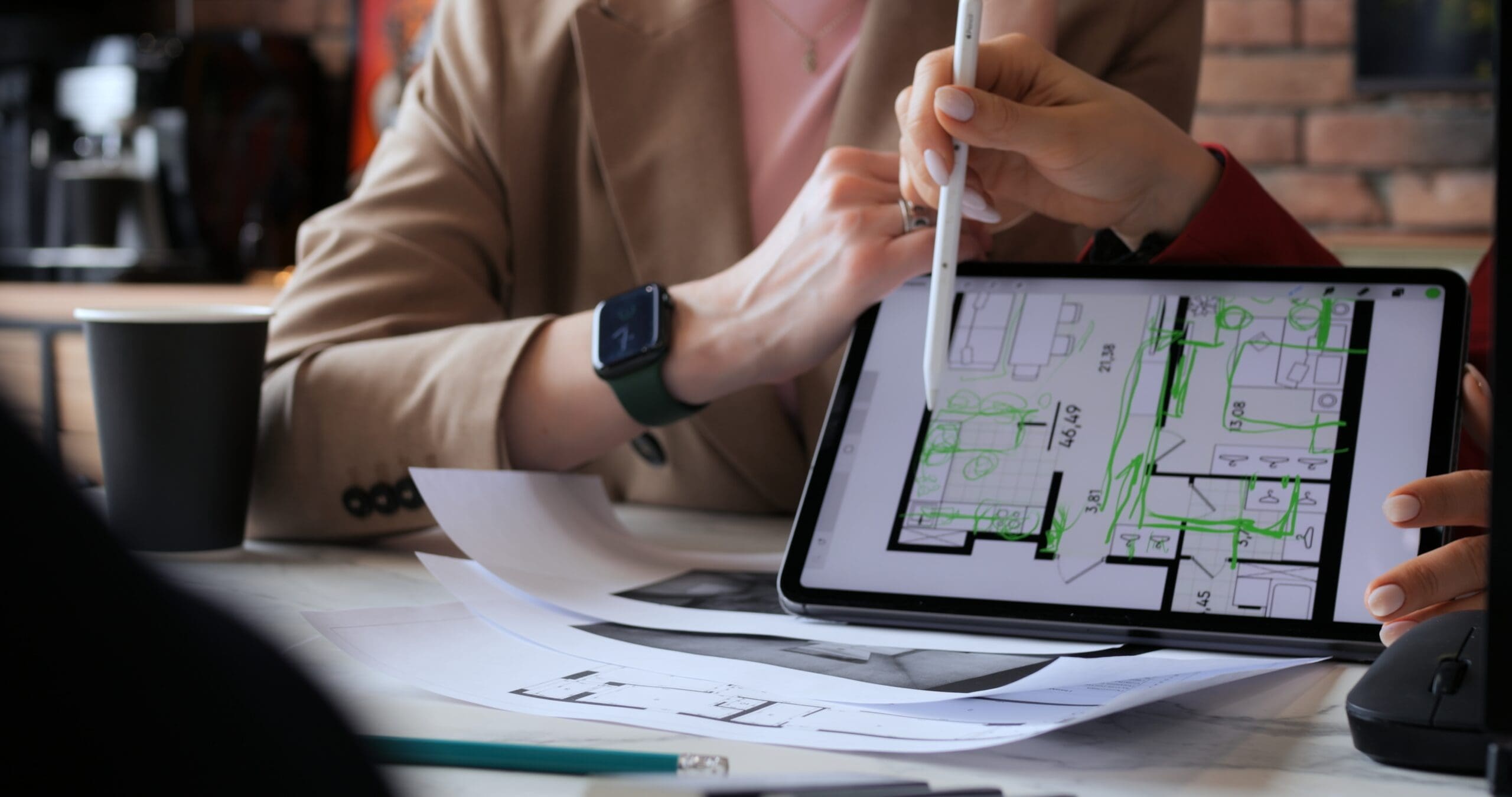 How much do Interior Designer's earn
