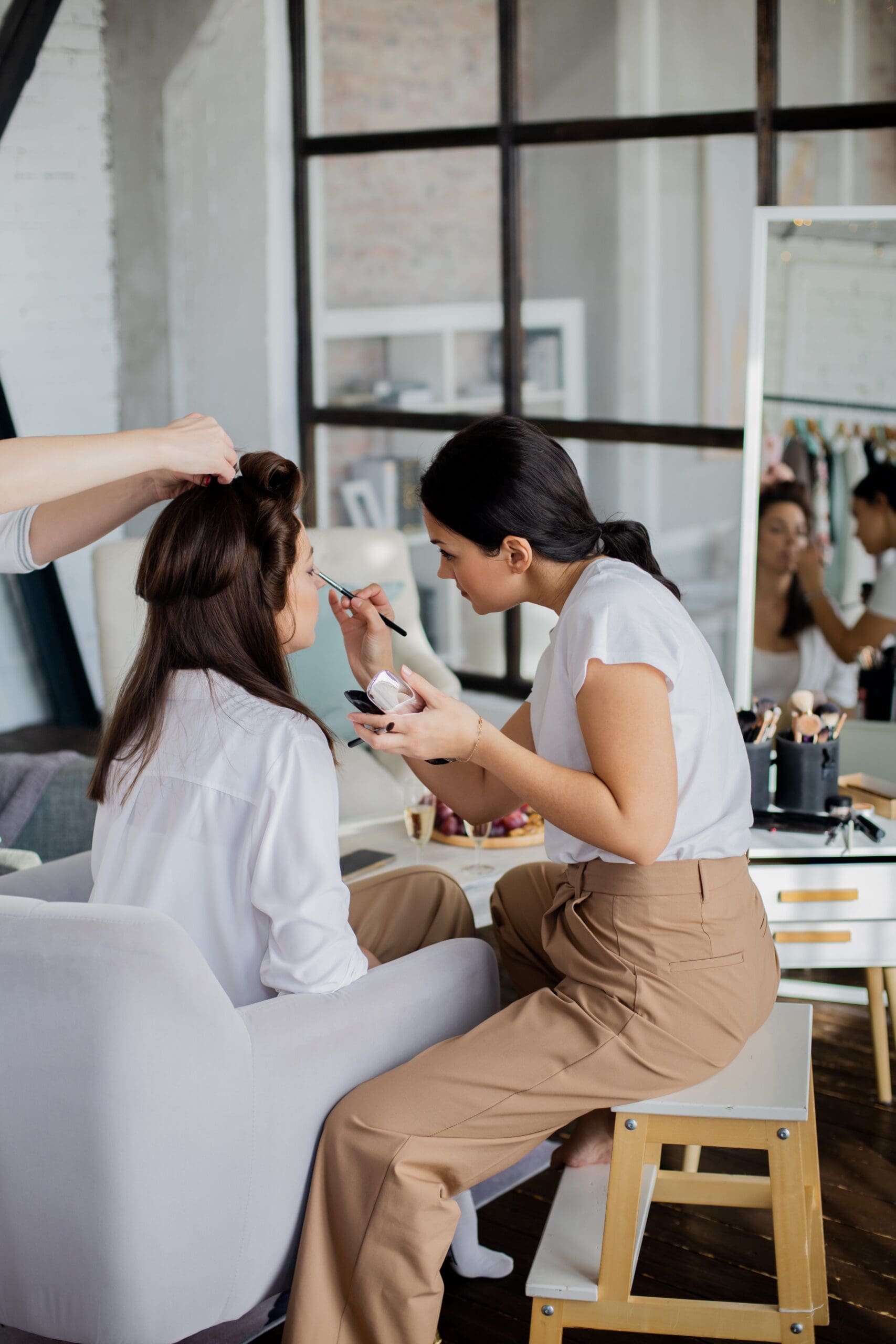 Skills needed to become a Makeup Artist Skills needed to become a Makeup Artist