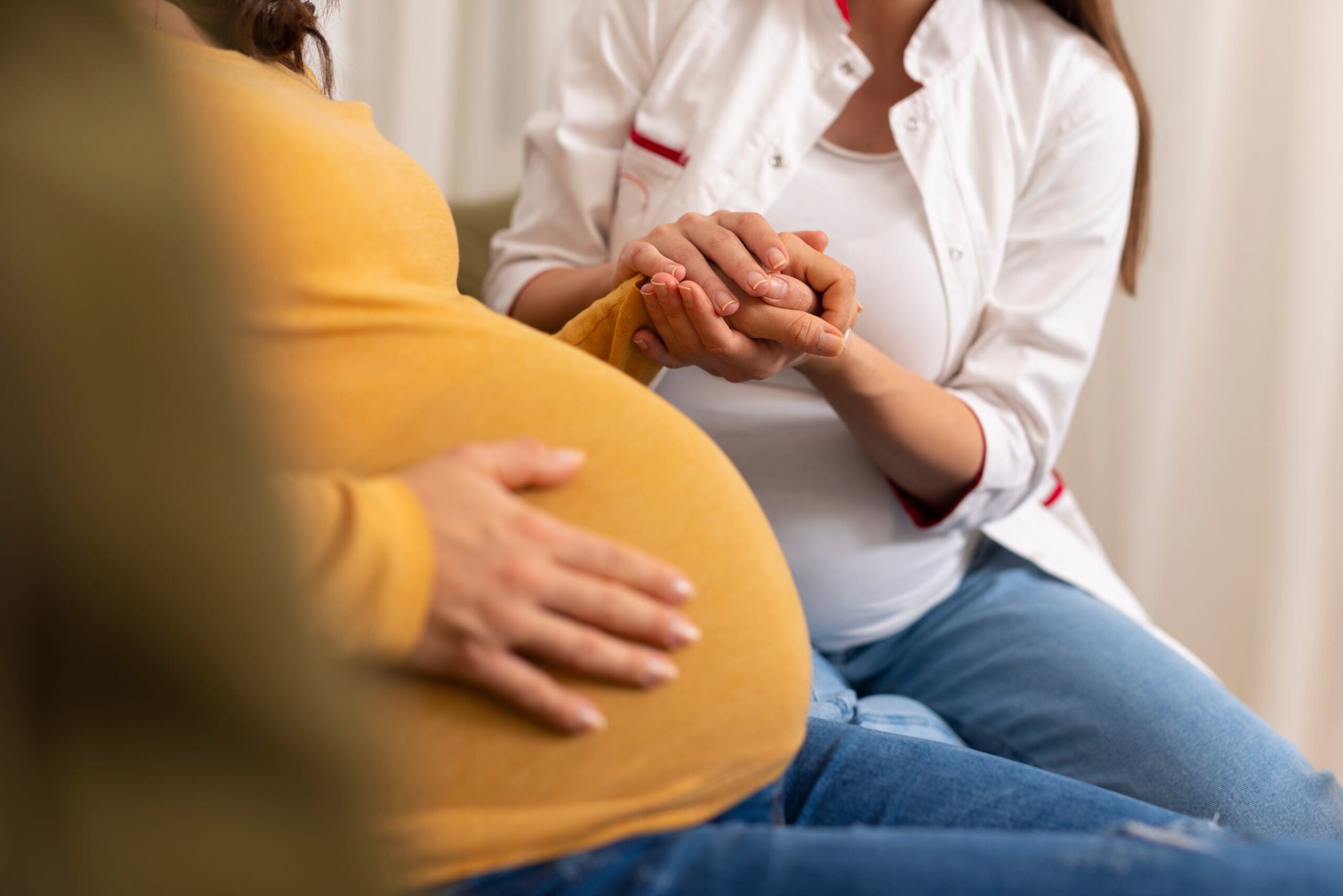 What qualifications do I need to be a Midwife