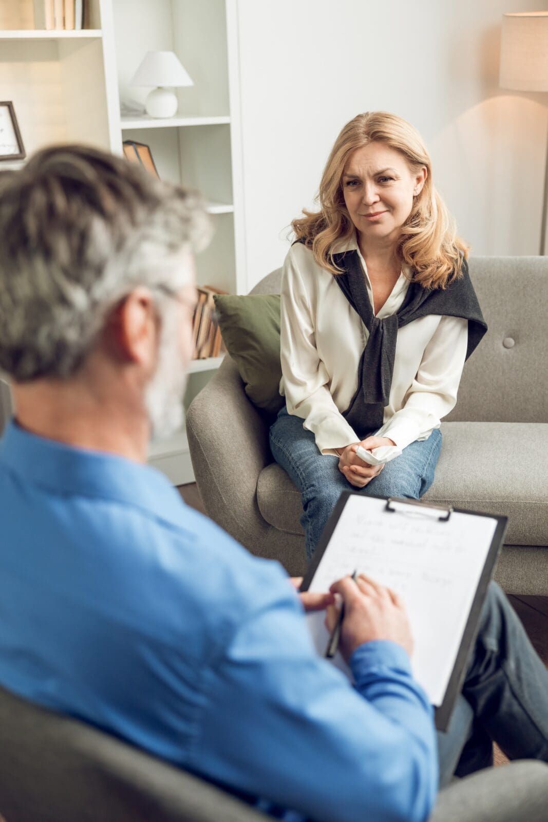 Psychologist CV Guide shutterstock 2473267183